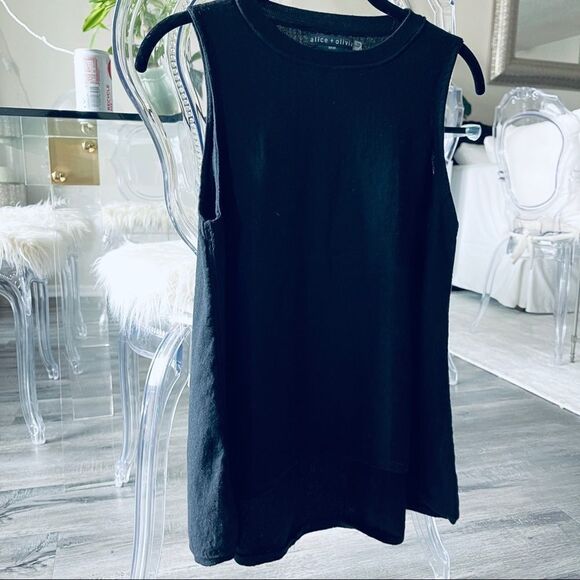 ALICE AND OLIVIA Karma Crewneck High-low Tank - Picture 2 of 10